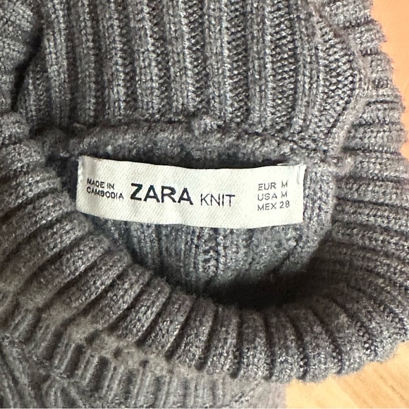 Zara Charcoal Cable Knit Turtleneck Sweater Women’s Medium Warm Fall Winter - Picture 2 of 6